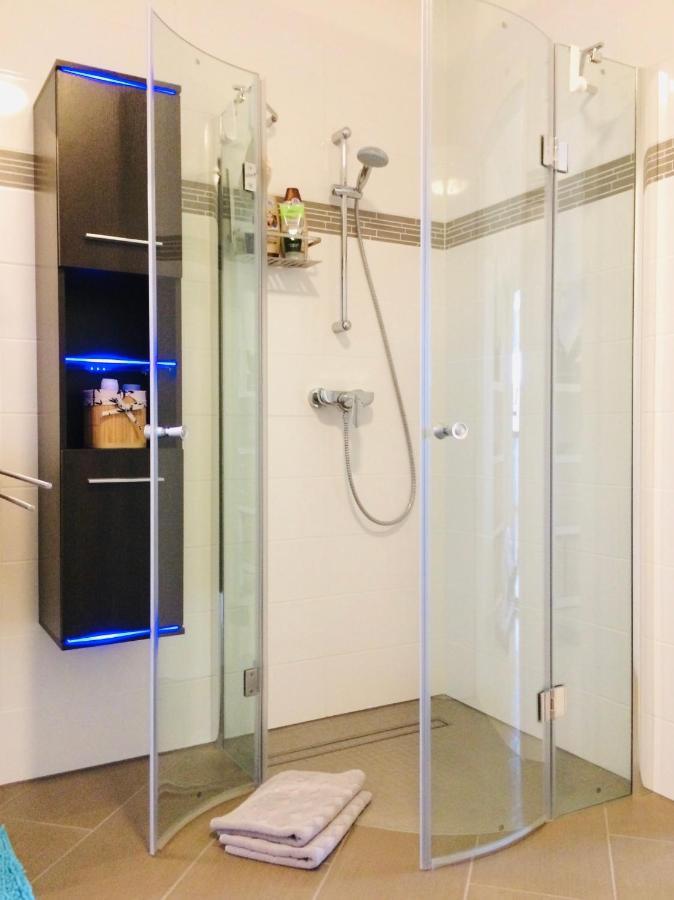 Neu! Top Apartment! 7Km Saarbruecken! Terrasse, Garten! Sulzbach  المظهر الخارجي الصورة