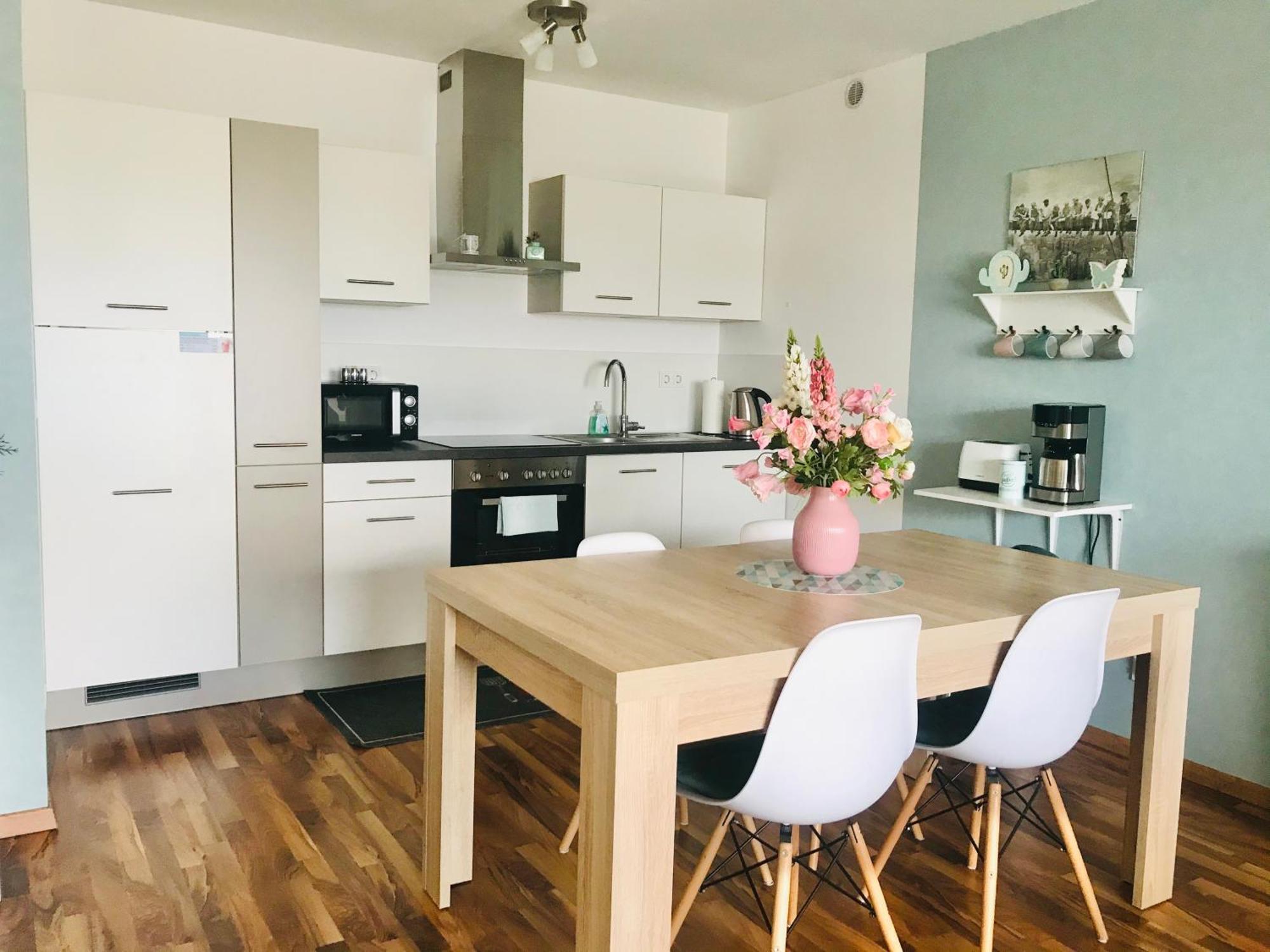 Neu! Top Apartment! 7Km Saarbruecken! Terrasse, Garten! Sulzbach  المظهر الخارجي الصورة