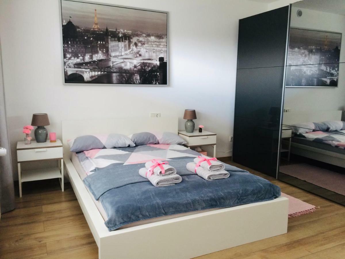 Neu! Top Apartment! 7Km Saarbruecken! Terrasse, Garten! Sulzbach  المظهر الخارجي الصورة